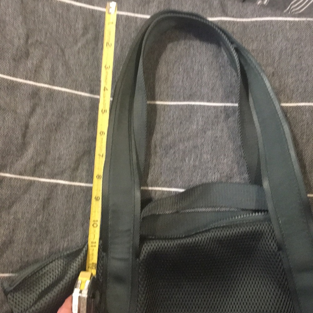 Lululemon bag - Picture 8 of 8